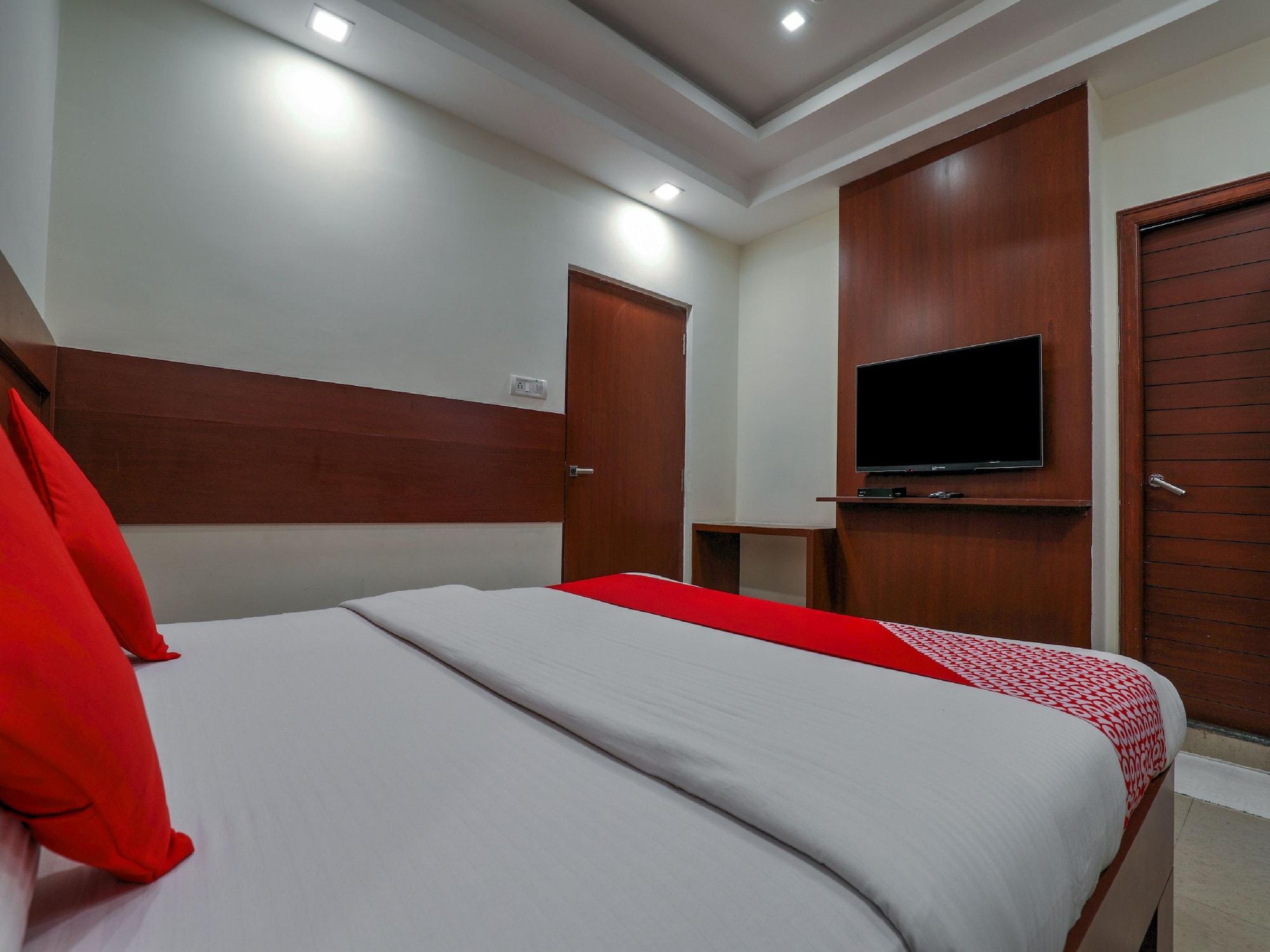 Treebo Trend Hotel Jp Plaza Nampally ไฮเดอราบัด ภายนอก รูปภาพ