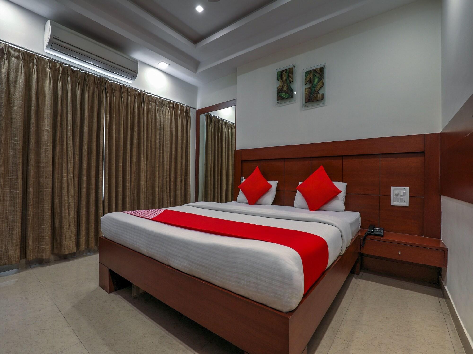 Treebo Trend Hotel Jp Plaza Nampally ไฮเดอราบัด ภายนอก รูปภาพ