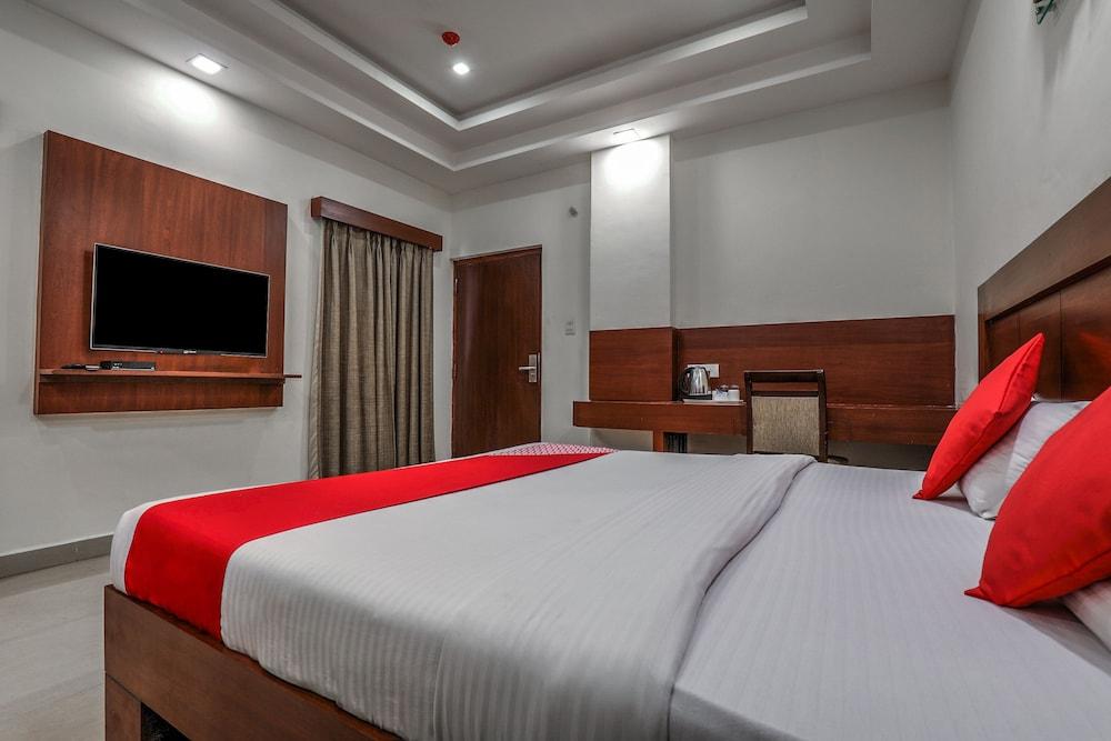 Treebo Trend Hotel Jp Plaza Nampally ไฮเดอราบัด ภายนอก รูปภาพ
