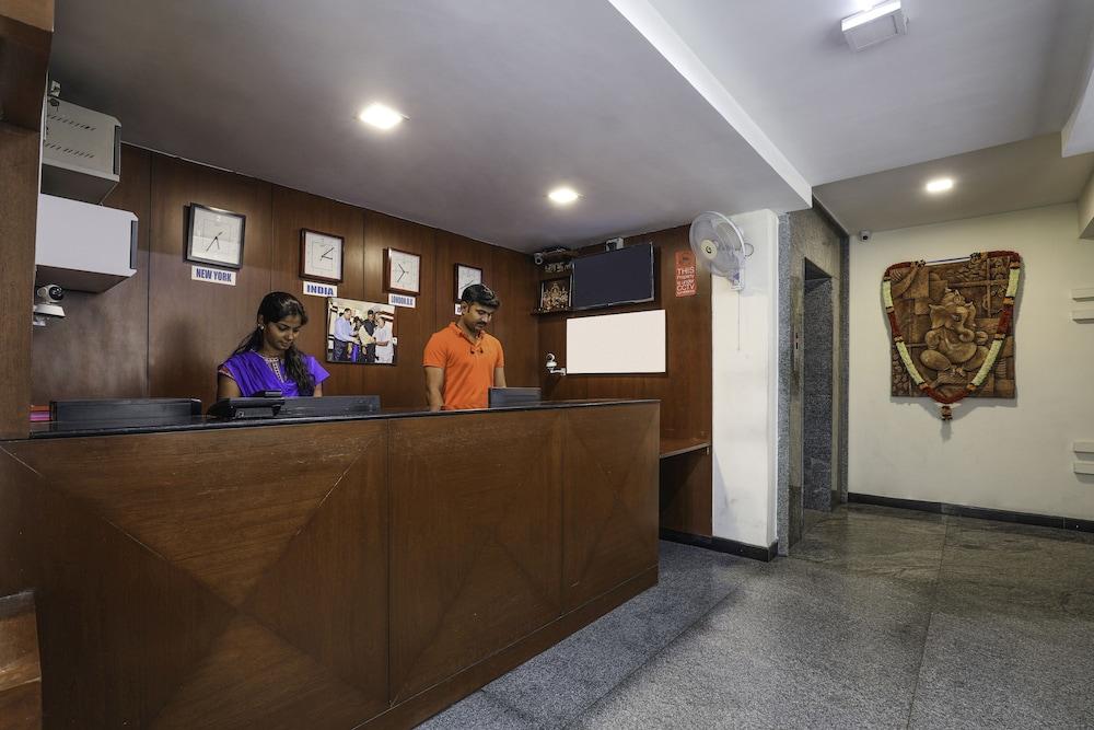 Treebo Trend Hotel Jp Plaza Nampally ไฮเดอราบัด ภายนอก รูปภาพ