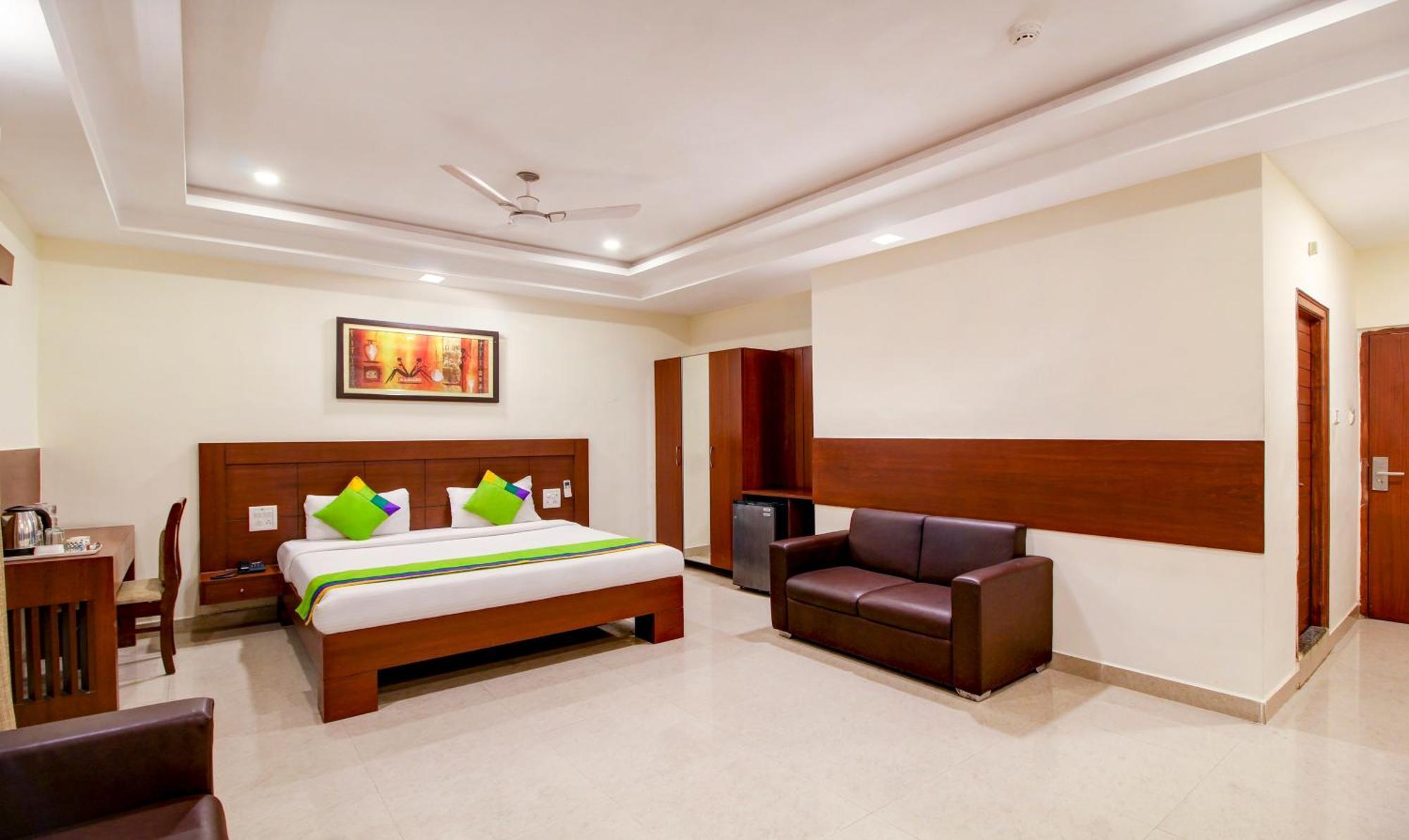 Treebo Trend Hotel Jp Plaza Nampally ไฮเดอราบัด ภายนอก รูปภาพ